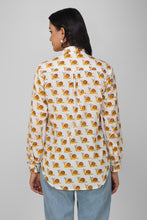 Load image into Gallery viewer, Mellow Yellow Snail Shirt
