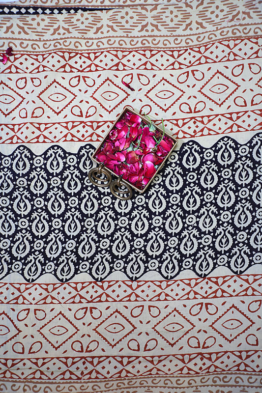 Ebony Paisley Saree