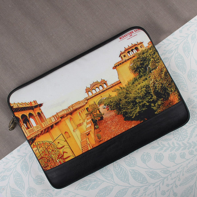 Picture Perfect Royalty Laptop Sleeve
